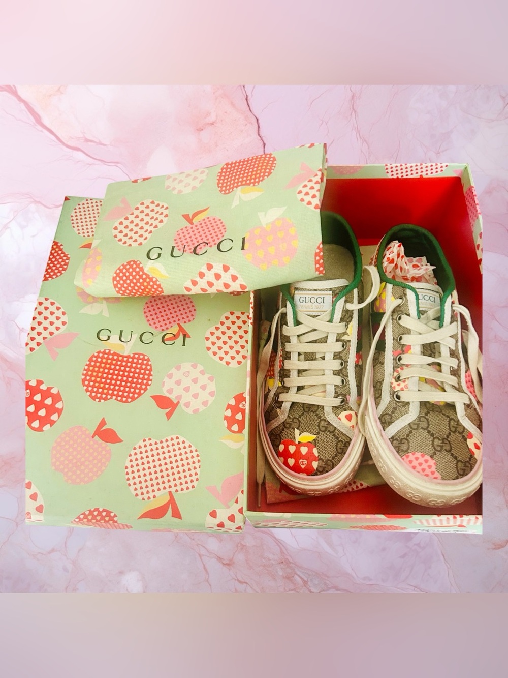 Gucci GG Supreme Tennis 1977 “ Le Pommes Capsule” Limited Edition Set 7.5